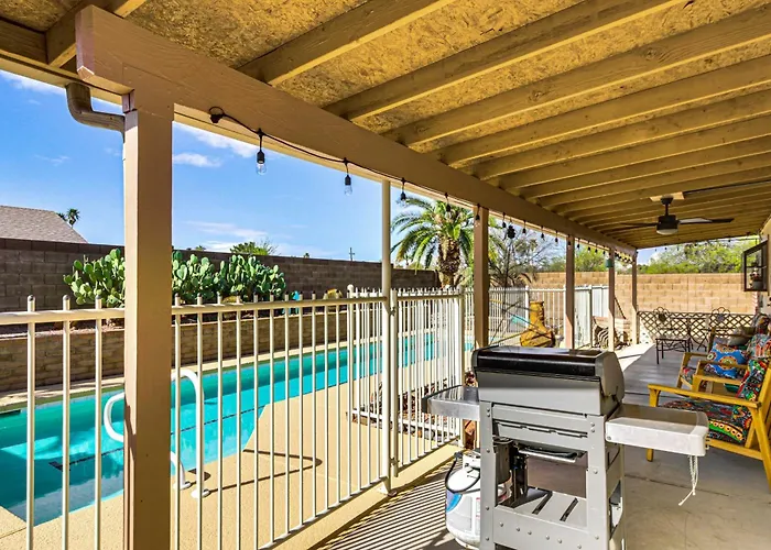 'coyote Casa' W/ Mtn Views In Tuscon Desert Oasis Holiday home