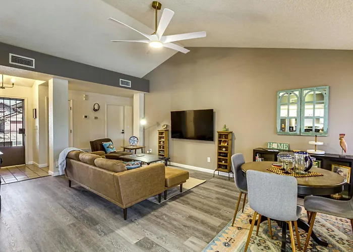 'coyote Casa' W/ Mtn Views In Tuscon Desert Oasis Holiday home