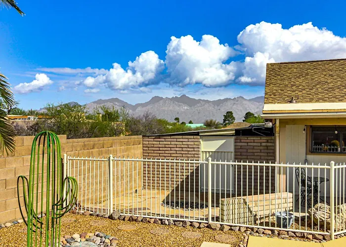 Holiday home 'coyote Casa' W/ Mtn Views In Tuscon Desert Oasis